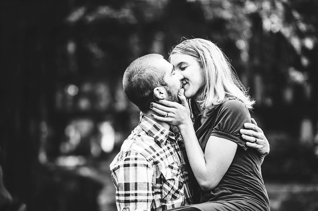 Skylands Manor Engagement Photos
