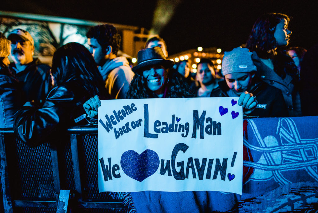 Gavin Degraw at Red Hat Ampitheater by raleigh concert photographer dave shay