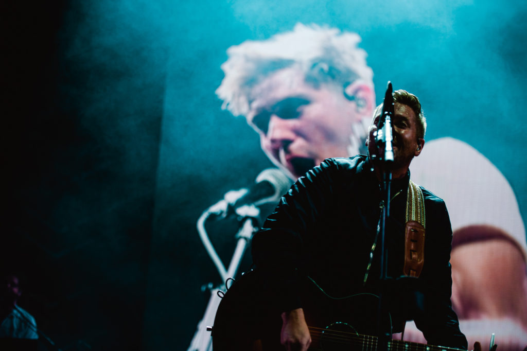 NEEDTOBREATHE photos by raleigh concert photographer dave shay at red hat amphitheater on Tour De Compadres 2016 #TourDeCompadres2016