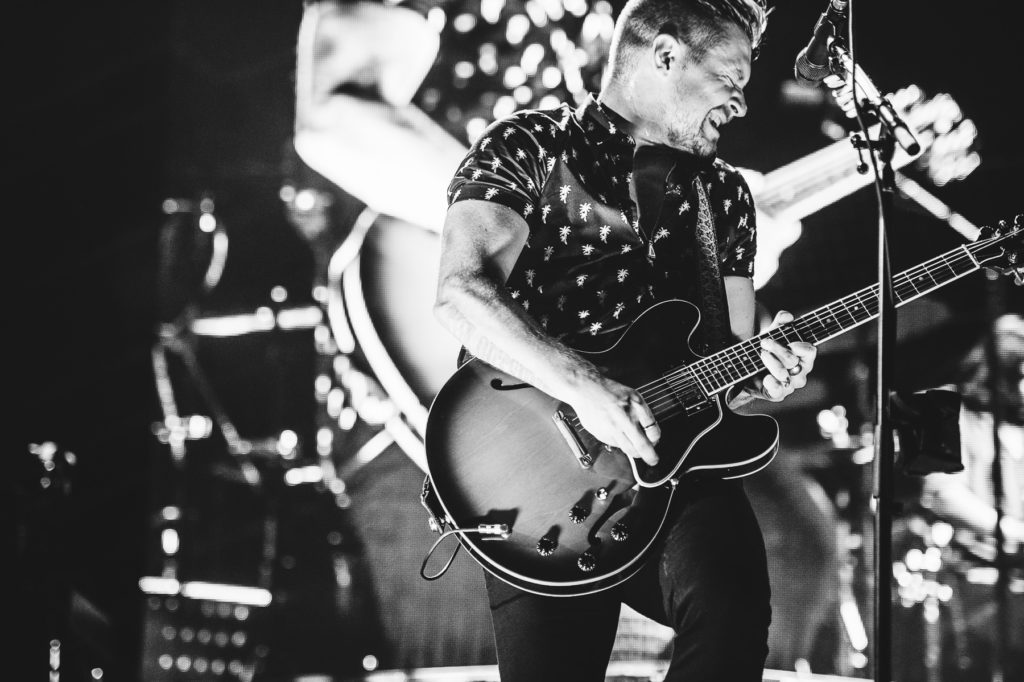 NEEDTOBREATHE photos by raleigh concert photographer dave shay at red hat amphitheater on Tour De Compadres 2016 #TourDeCompadres2016