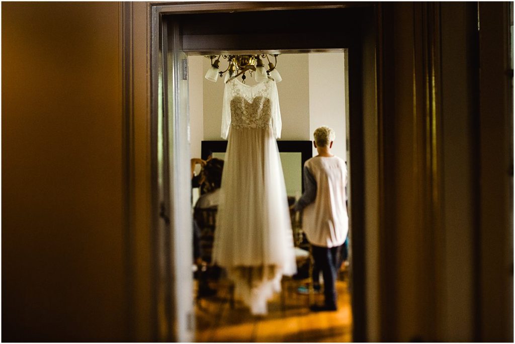inn-at-millrace-pond-wedding-raleigh-wedding-photographer_024