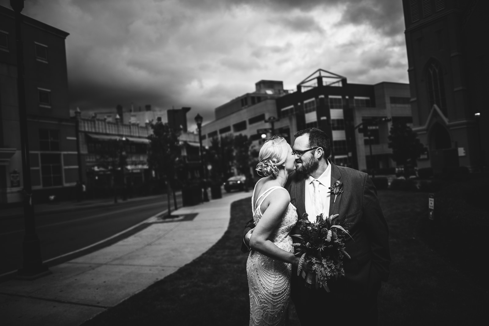 Raleigh Wedding Photographer | Wedding at The Heldrich Hotel