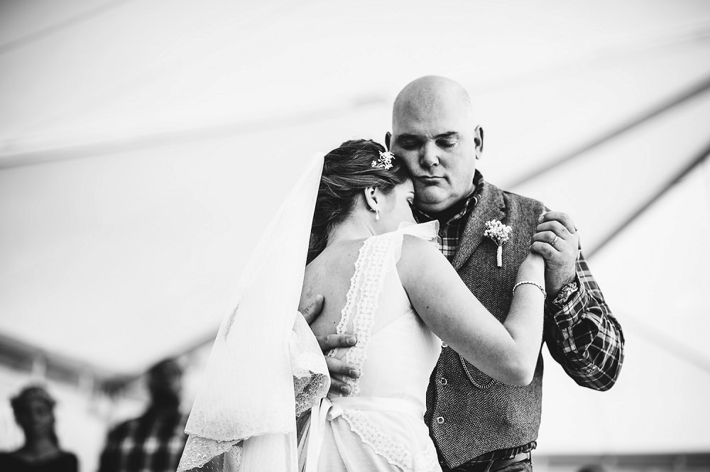 beach wedding reception by Raleigh wedding photographer dave shay