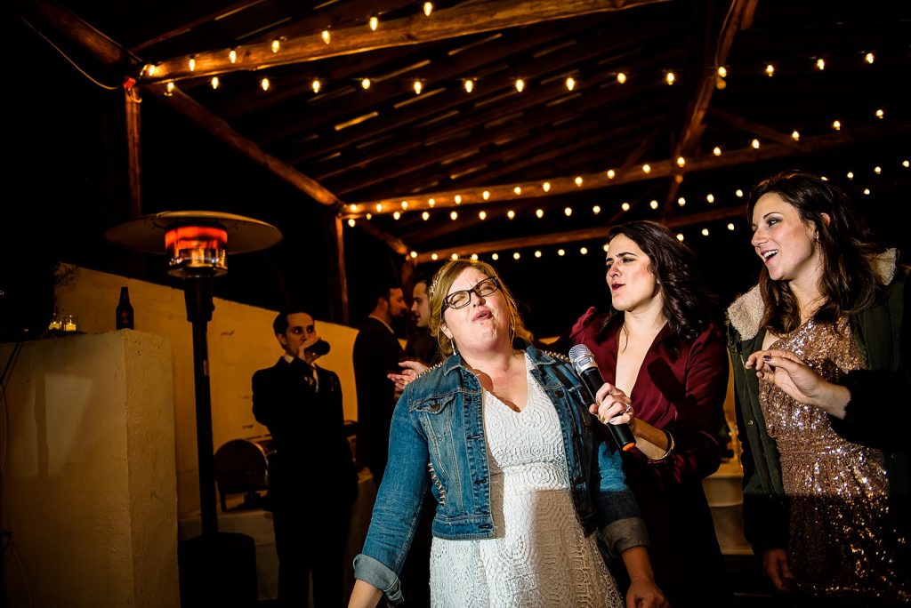 fun backyard wedding ideas